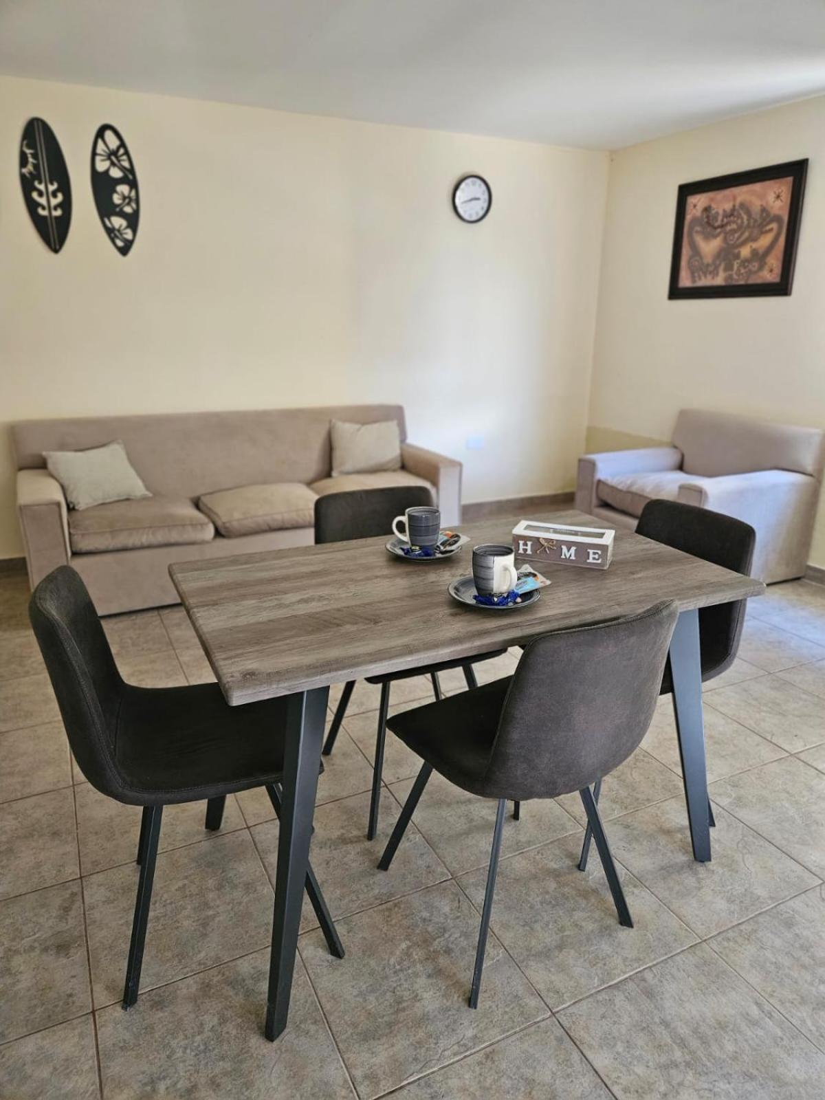 Terminal Suites إل كالافاتي المظهر الخارجي الصورة